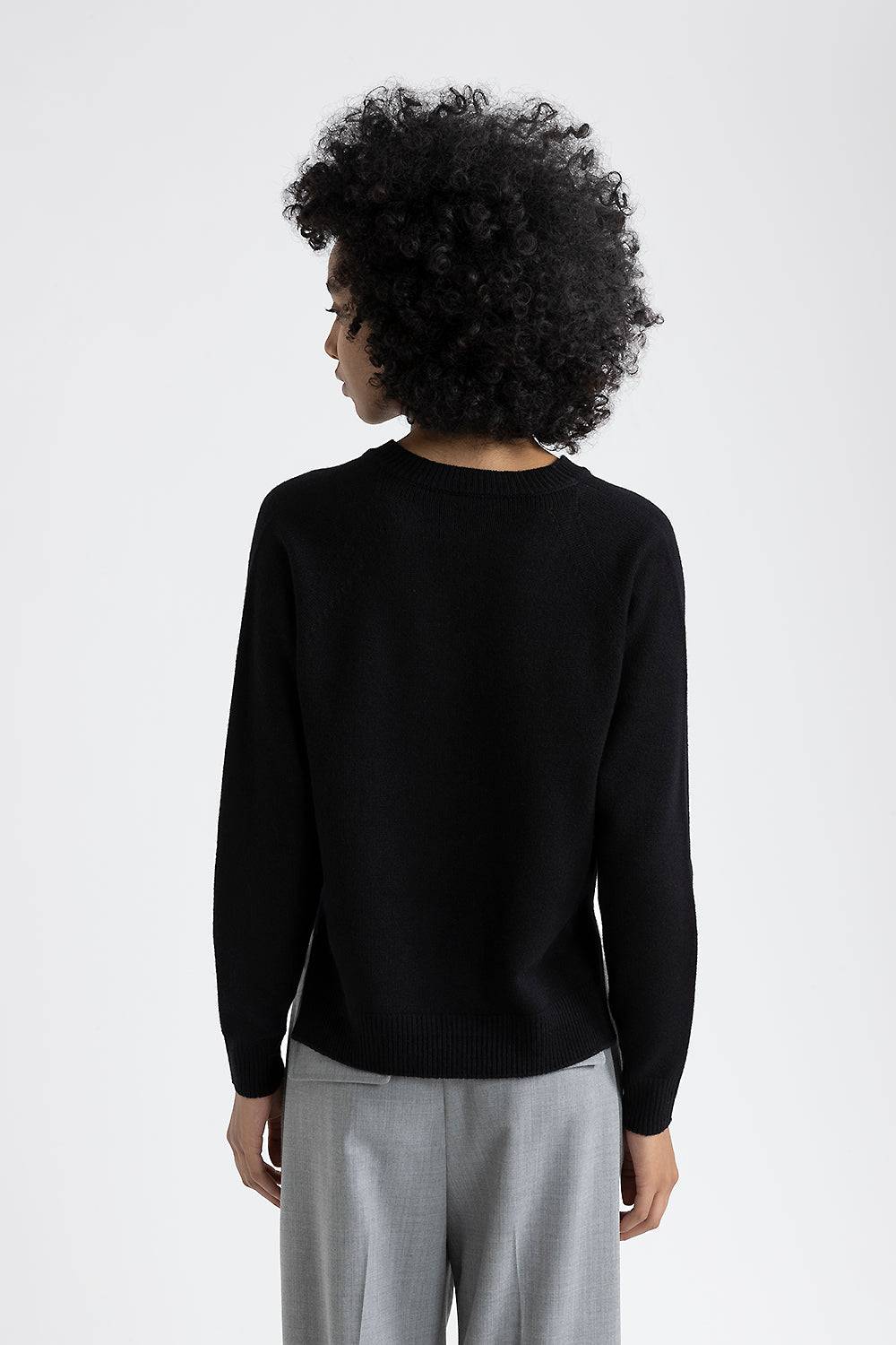 Peserico Maglia con scollo a V in lana, seta e cashmere Vendita