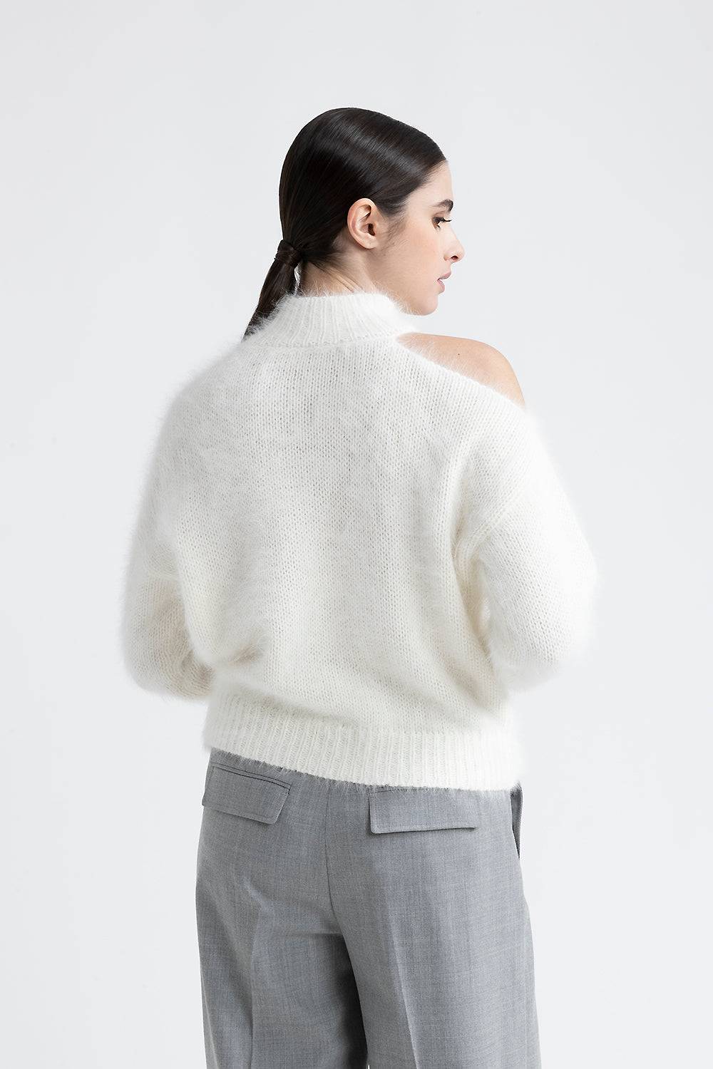 Peserico Maglia in lana d'angora con oblò sulla spalla Pezzi Unici