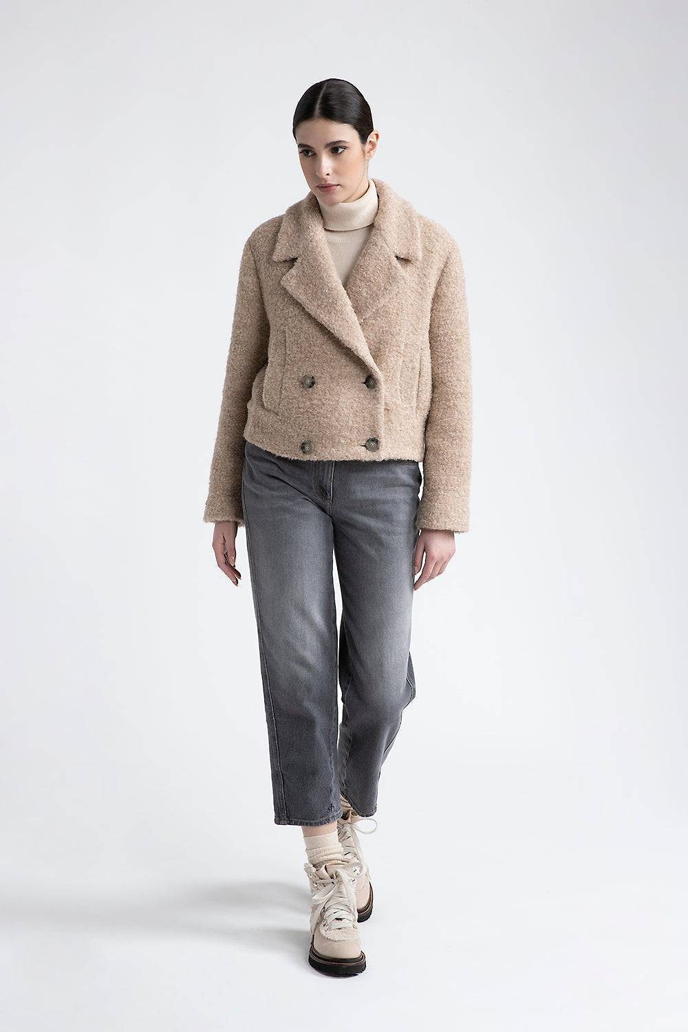 Peserico Blazer crop in panno bouclé di lana e alpaca Shopping Online