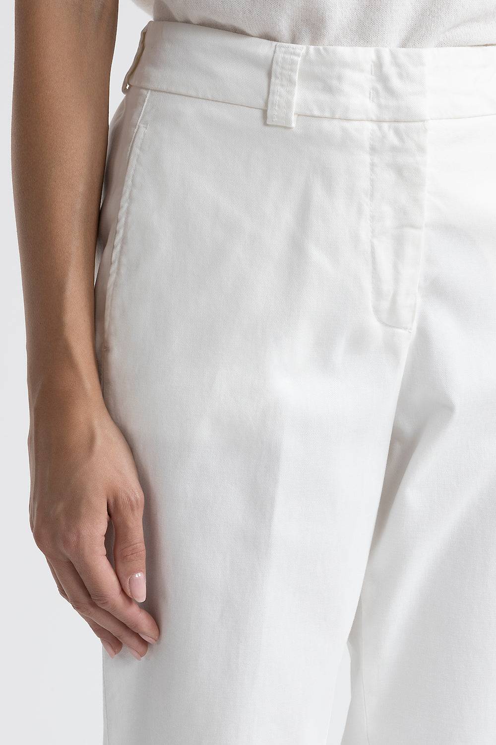 Peserico Pantalone carrot in gabardina mano pesca Qualità