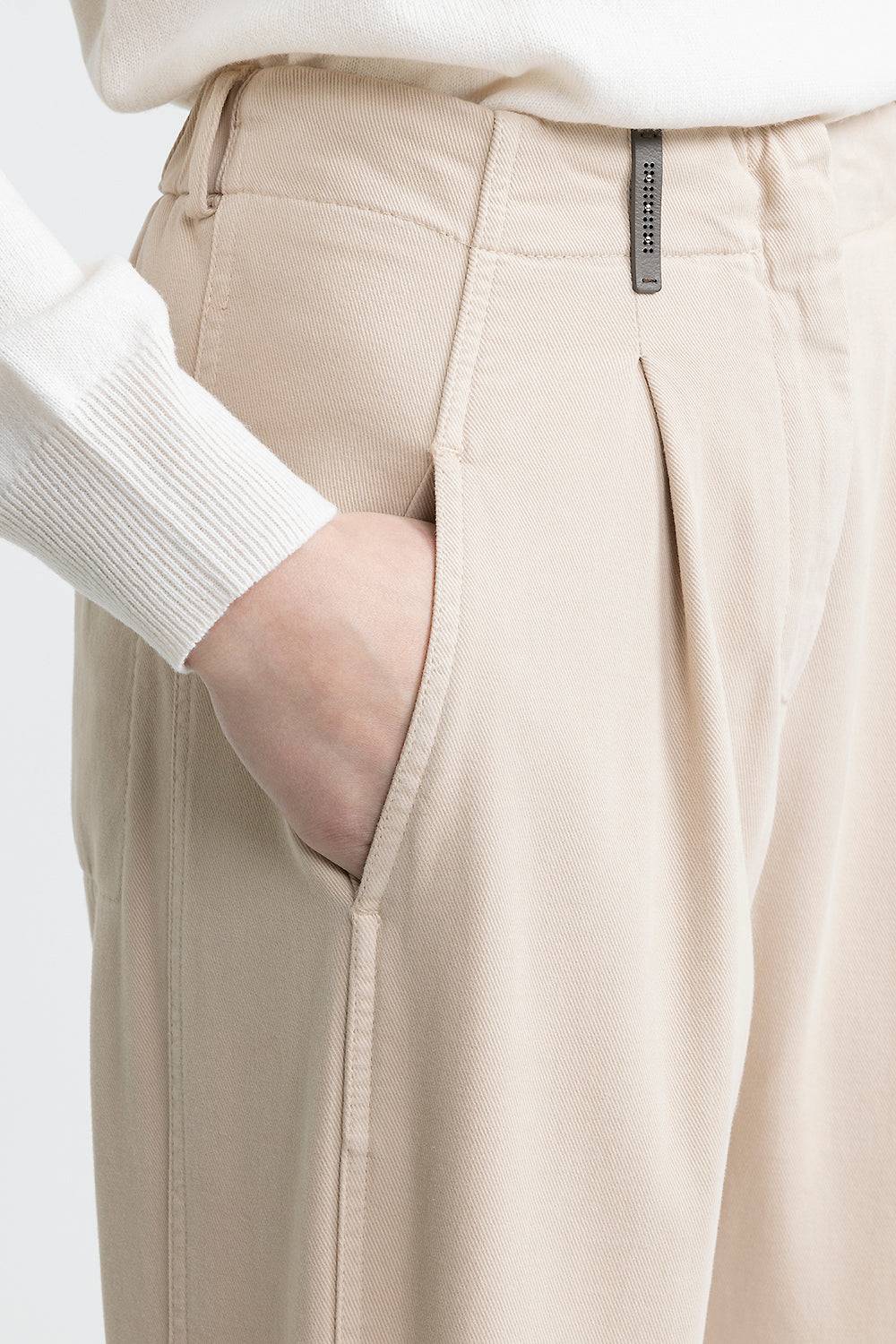 Peserico Pantalone carrot con pince in gabardina di cotone Vendita