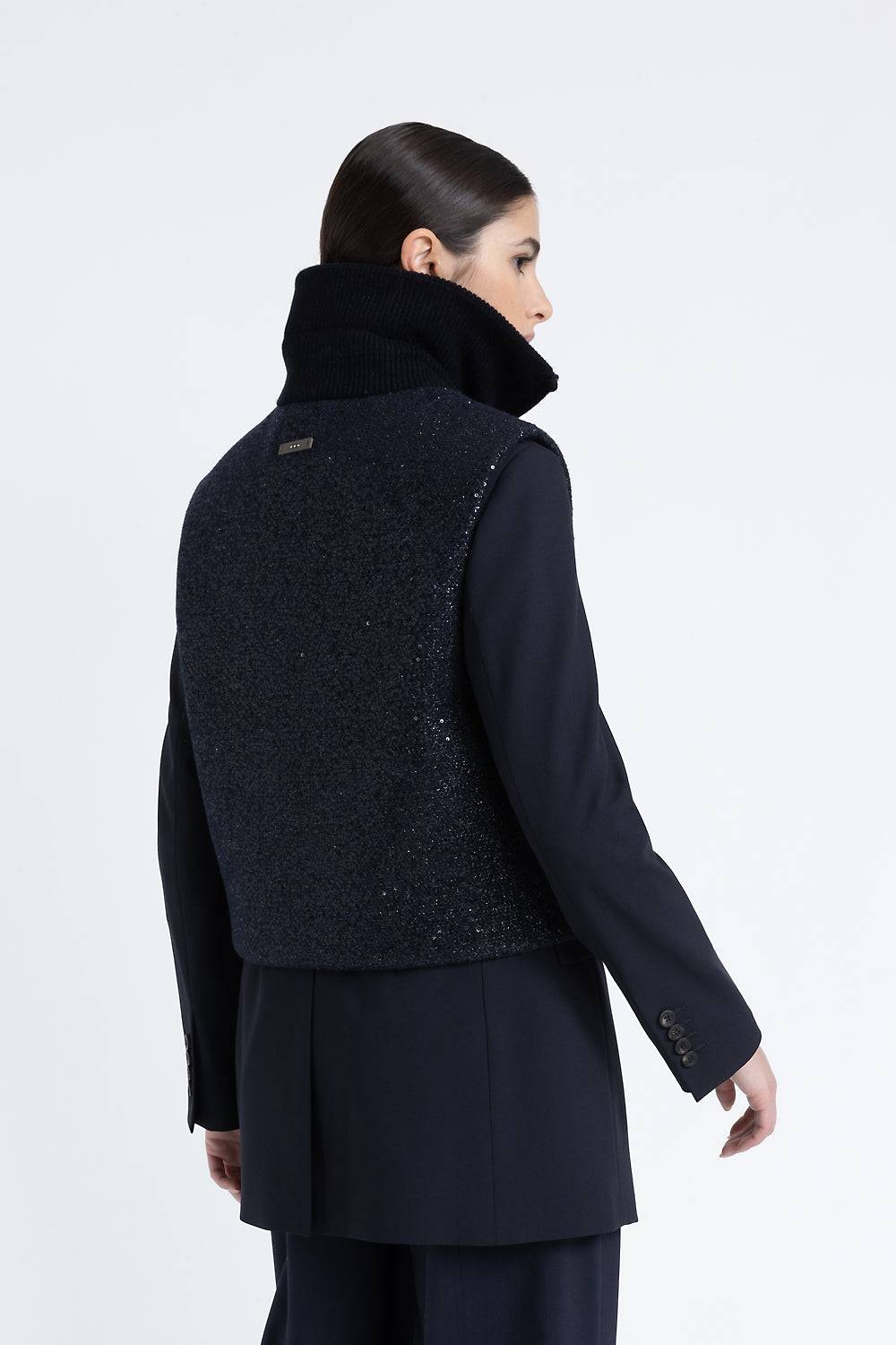 Peserico Gilet imbottito in panno lurex con paillettes 2025