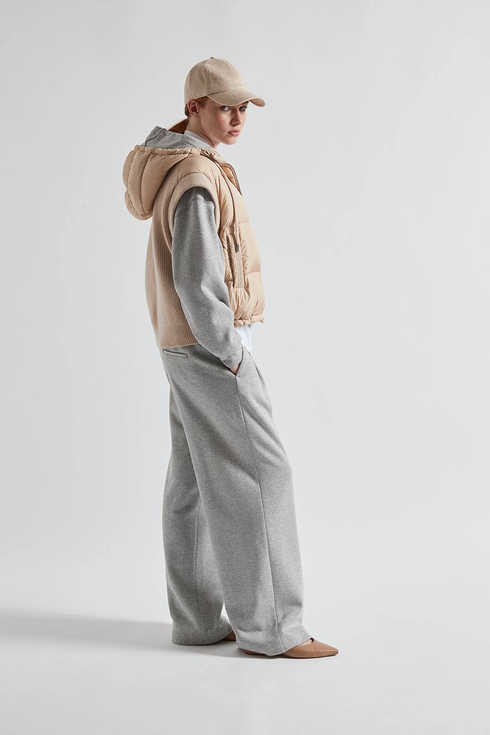 Peserico Gilet in piuma con cappuccio in lana e microfibra Italia