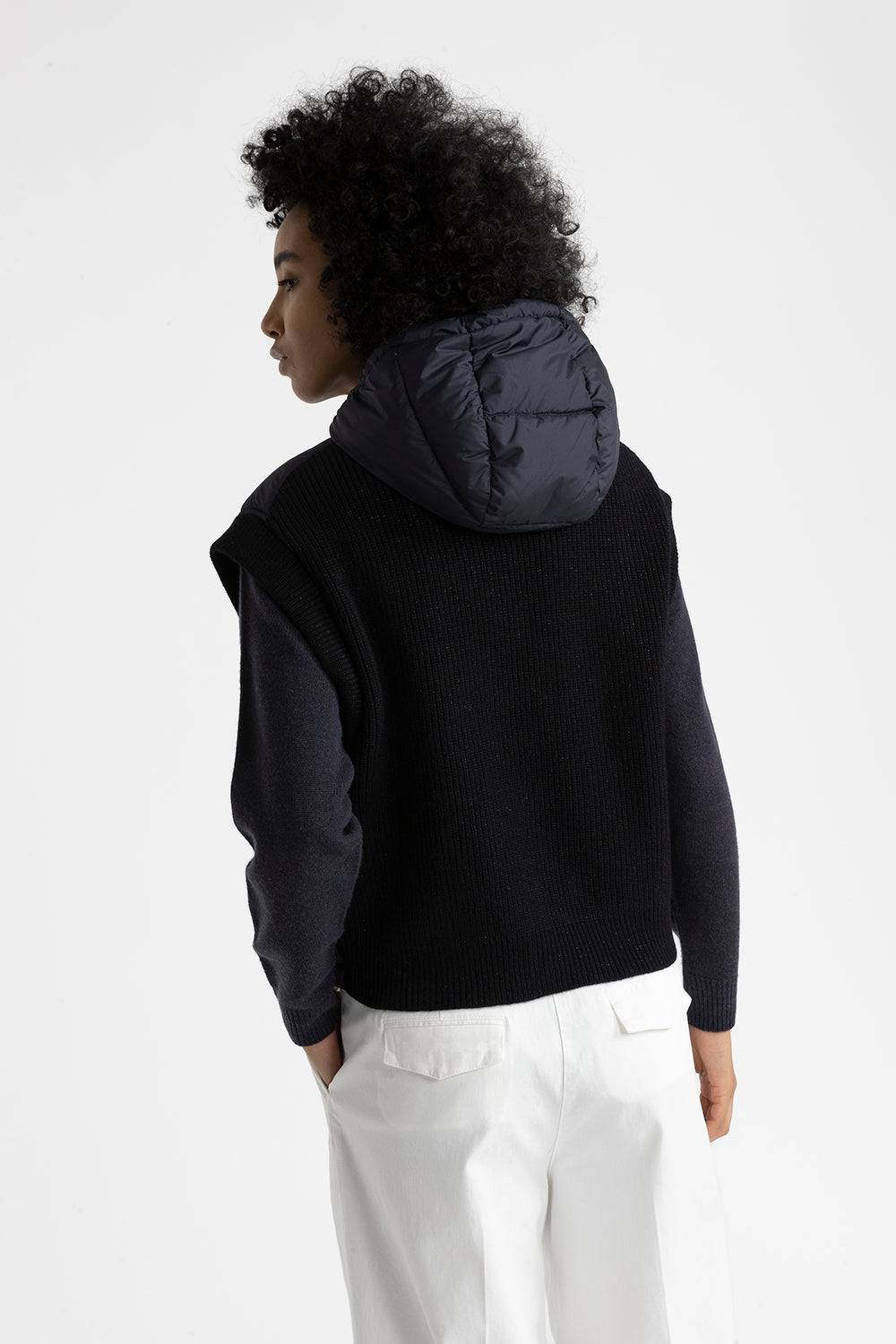 Peserico Gilet in piuma con cappuccio in lana e microfibra 2025