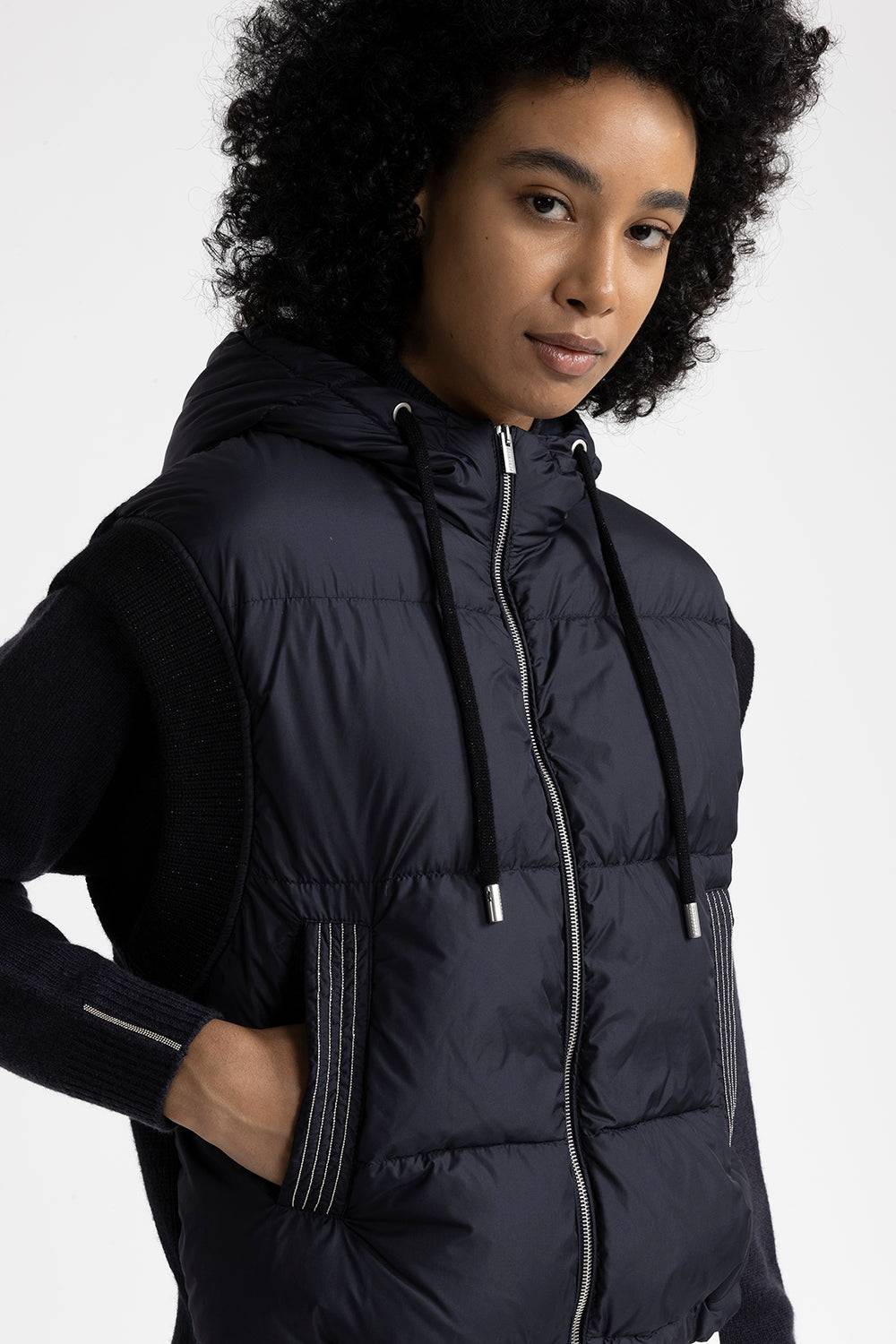 Peserico Gilet in piuma con cappuccio in lana e microfibra 2025
