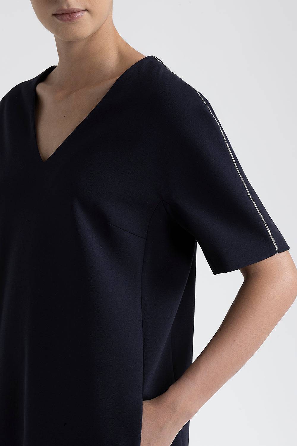 Peserico Abito midi con scollo a V Fino Al -60%
