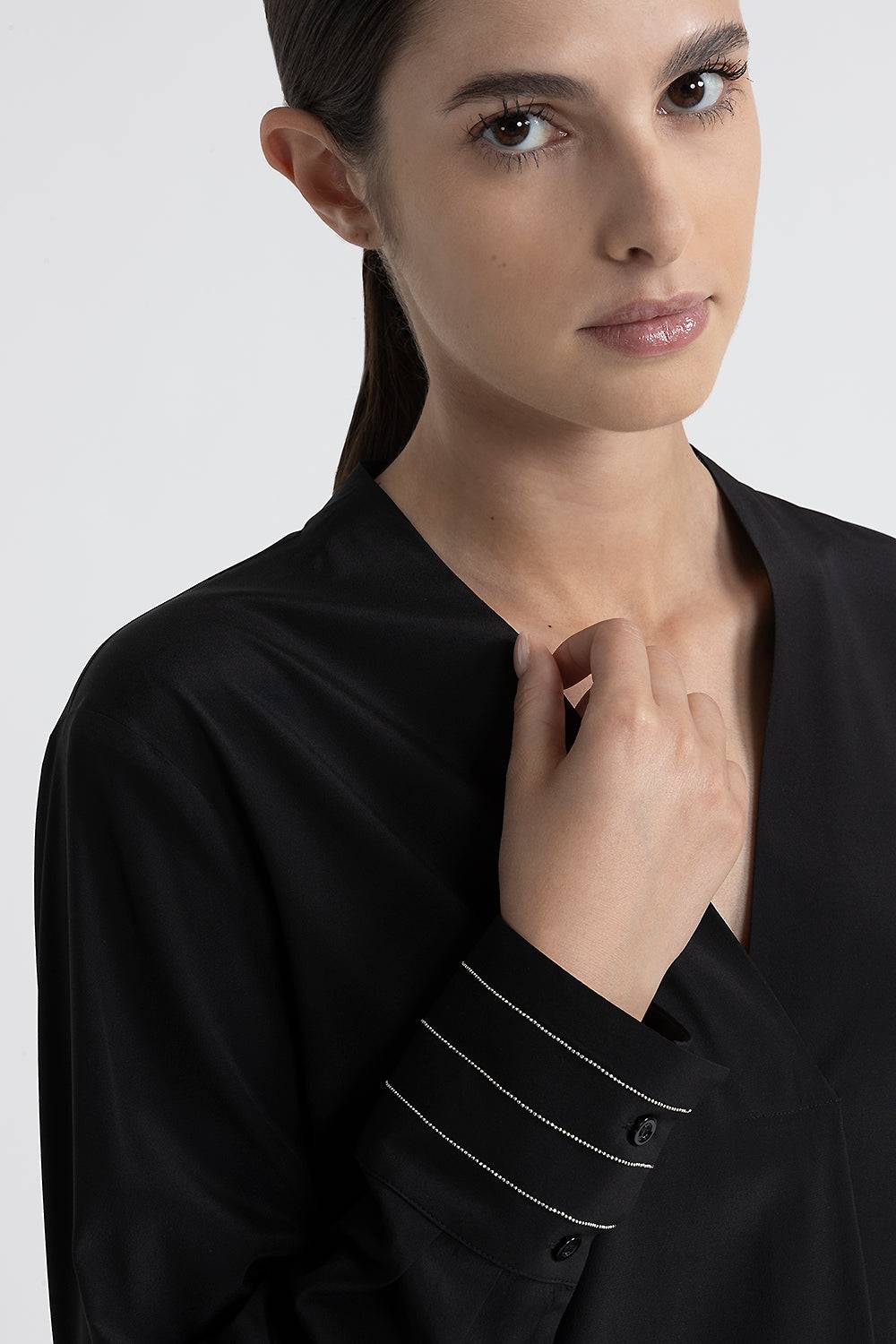 Peserico Blusa scollo a V in crepe de chine di seta Acquista Ora