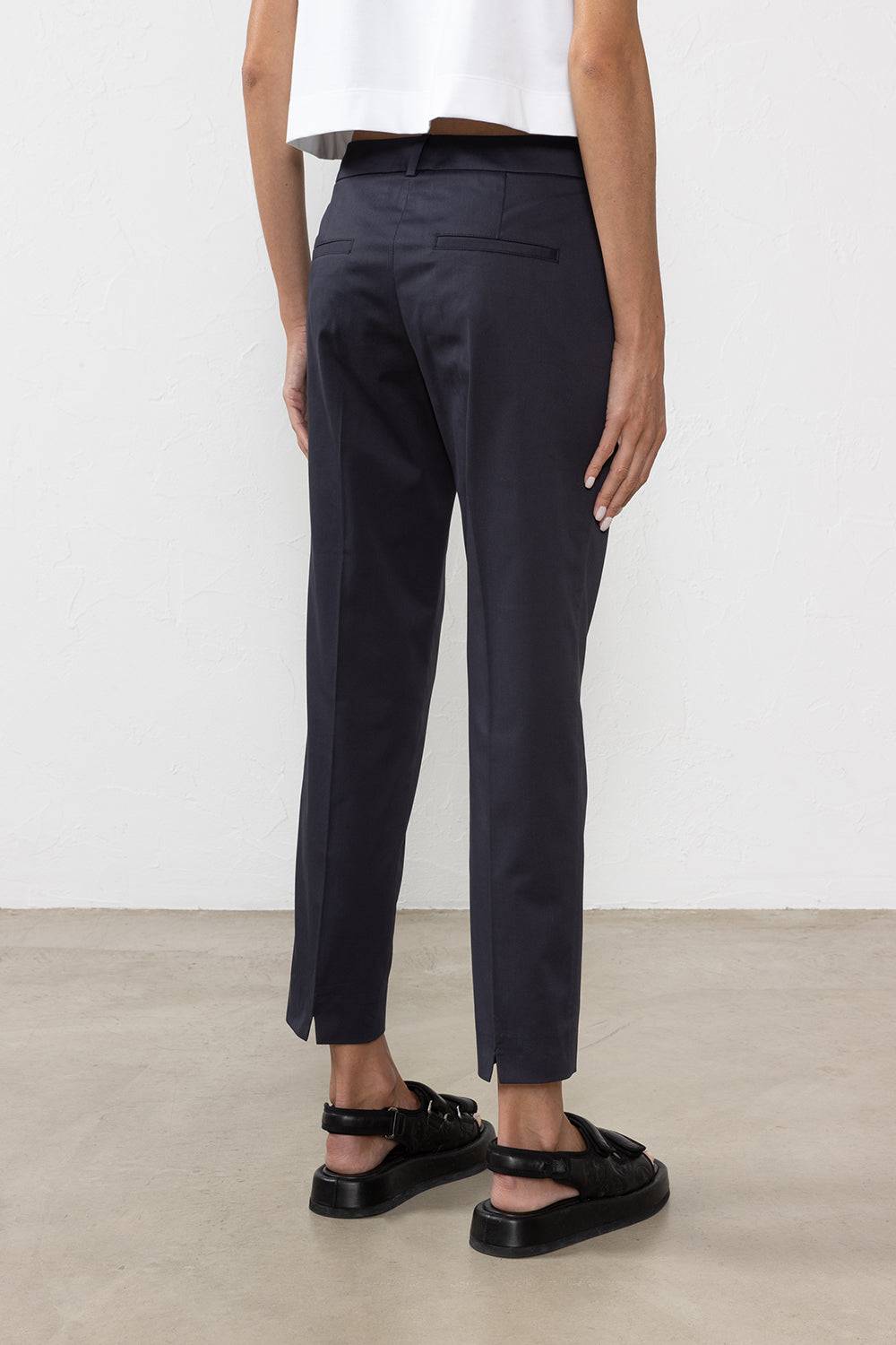 Peserico Pantalone in raso leggero di cotone Vendite Flash