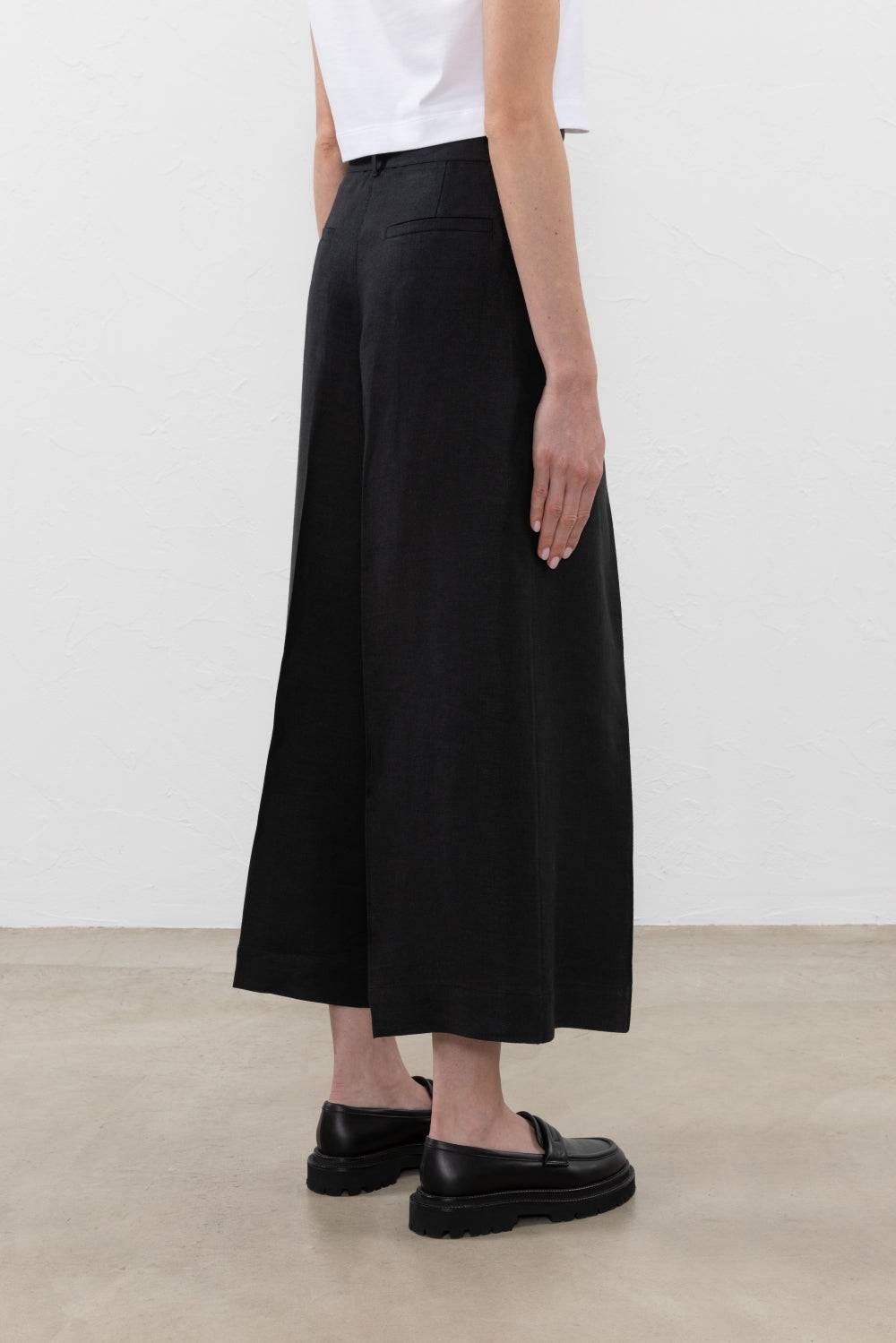Peserico Pantalone in gabardina di puro lino Soddisfazione Garantita