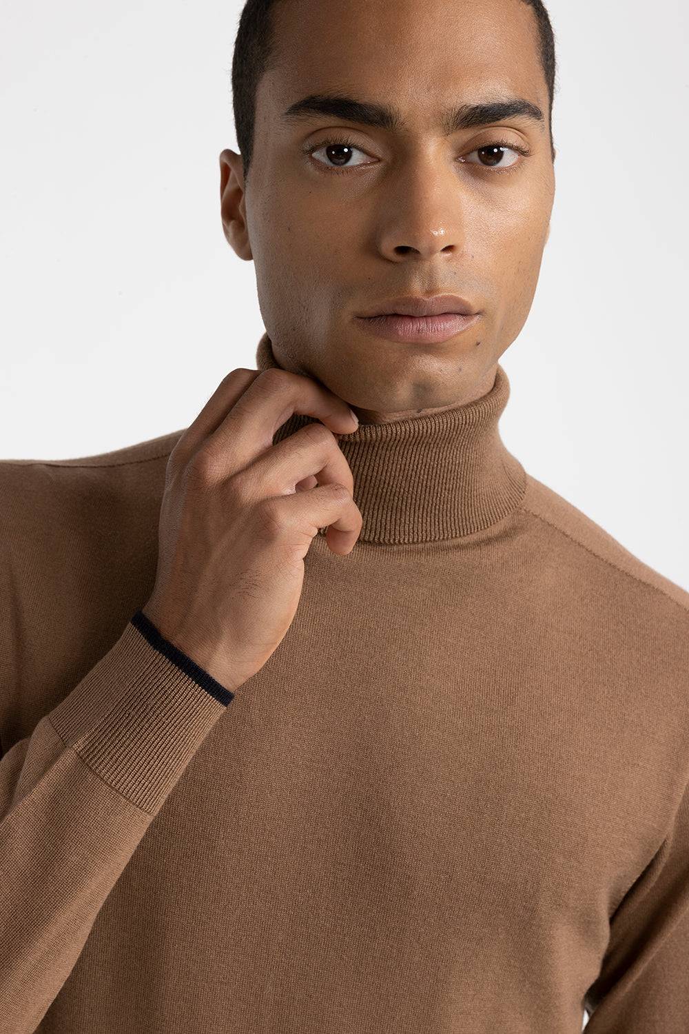 Peserico Maglia collo alto in pura lana vergine Fino Al -60%