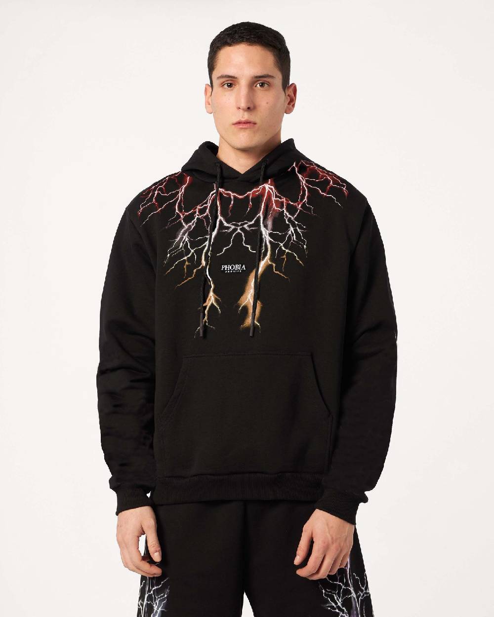 Phobia Archive FELPA CON CAPPUCCIO NERA CON FULMINI ROSSO GRIGIO ARANCIONI Negozio