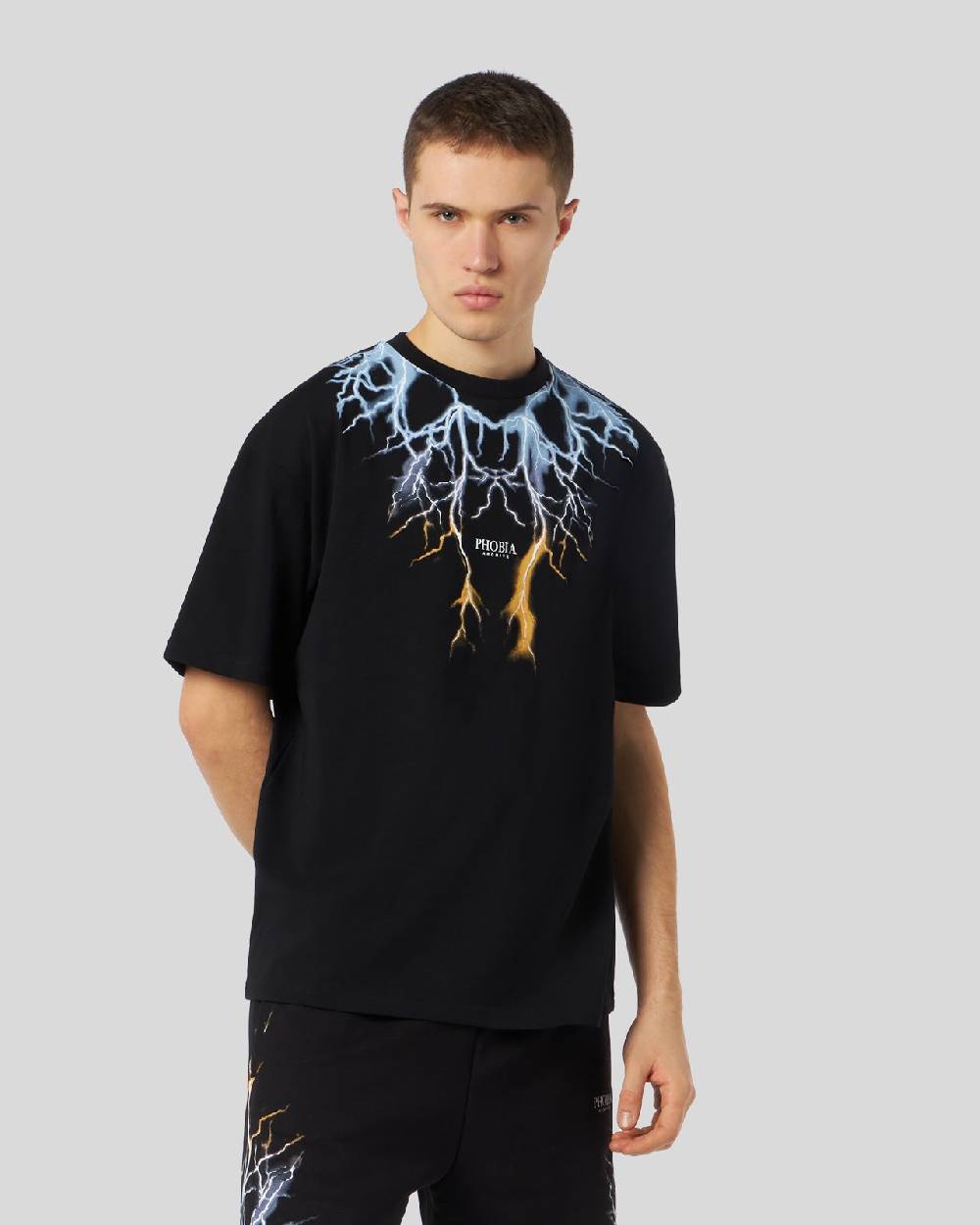 Phobia Archive T-SHIRT NERA CON FULMINI BICOLORE BLU E GIALLO Nuovo