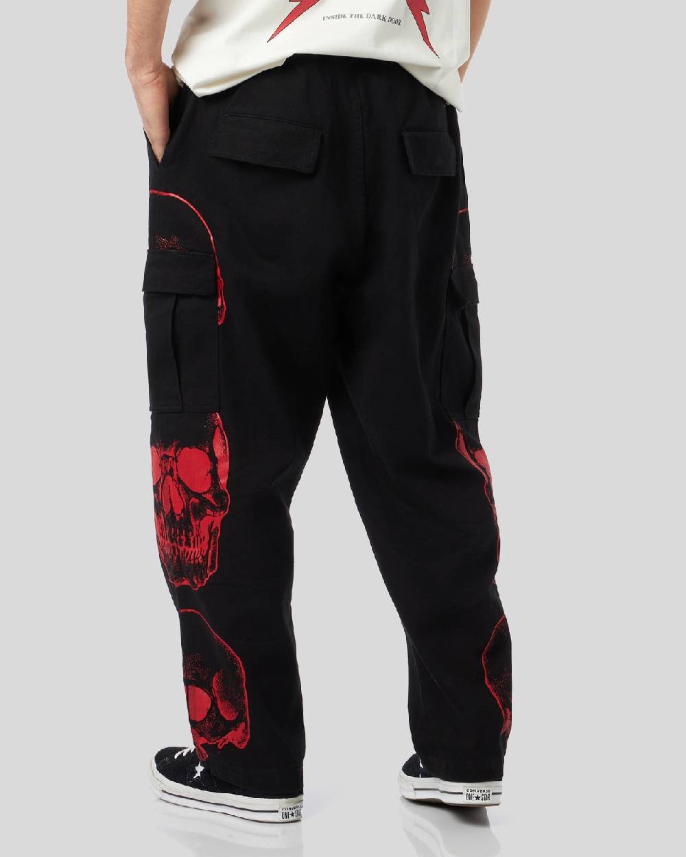 Phobia Archive PANTALONE CARGO NERO CON GRAFICA TRIPLE SKULL ROSSA E LOGO GOTIC P Outlet