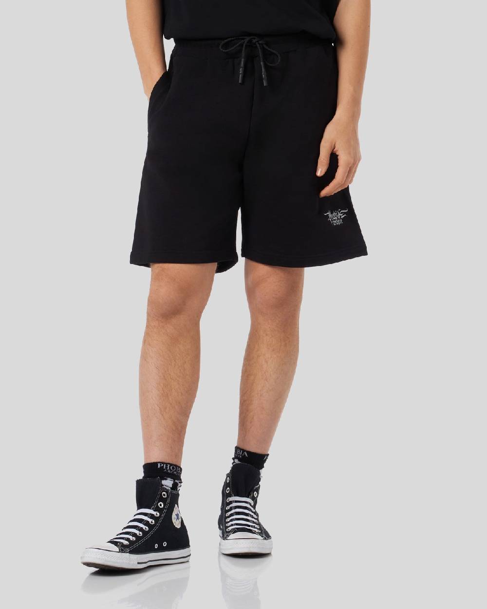Phobia Archive PANTALONCINO NERO CON LOGO GOTICO RICAMATO Italy