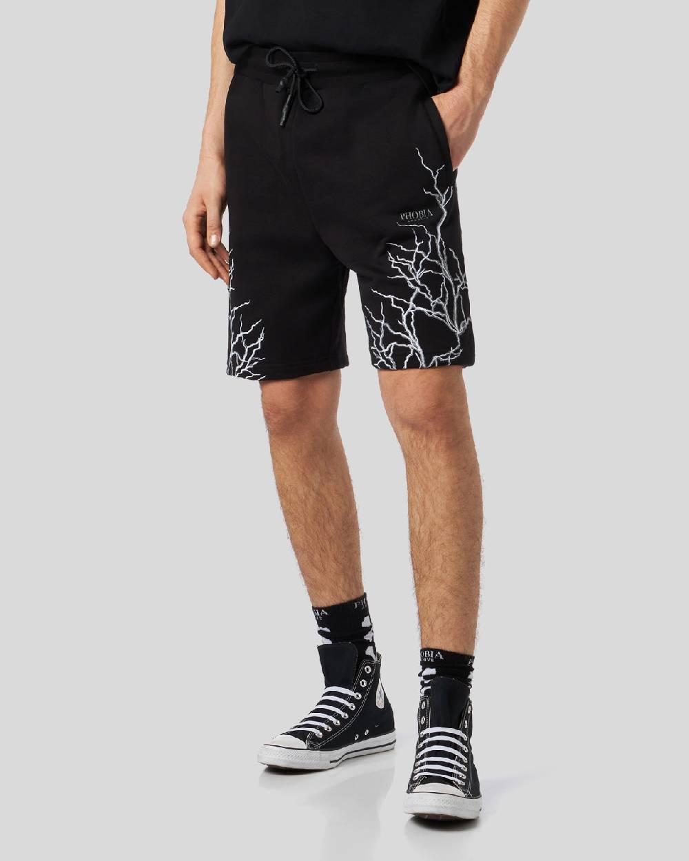 Phobia Archive PANTALONCINI NERI CON FULMINI RICAMATI GRIGI Negozio