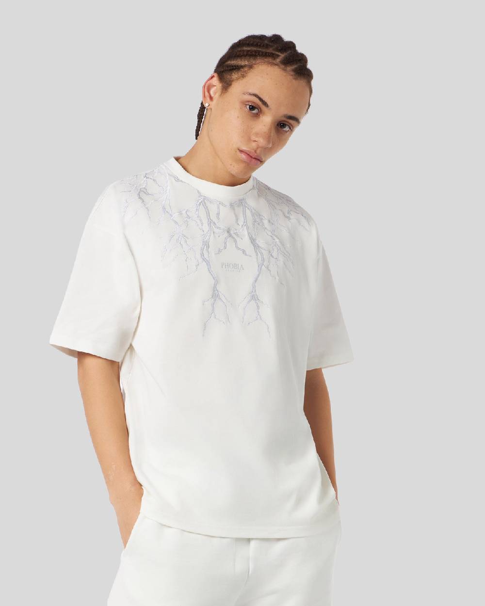 Phobia Archive T-SHIRT BIANCA CON FULMINI RICAMATI GRIGI Pezzi Unici