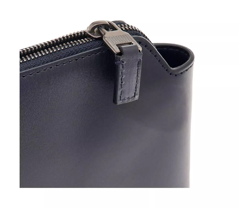 Pineider Pouch Medium in Metro Smooth Moda
