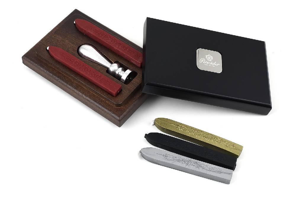 Pineider Sigillo personalizzato con ceralacca - in cofanetto Pineider Consegna Veloce