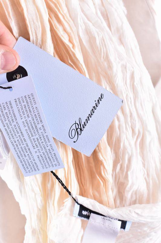 Blumarine Foulard e Sciarpe Codice prodotto: 38043161 Online