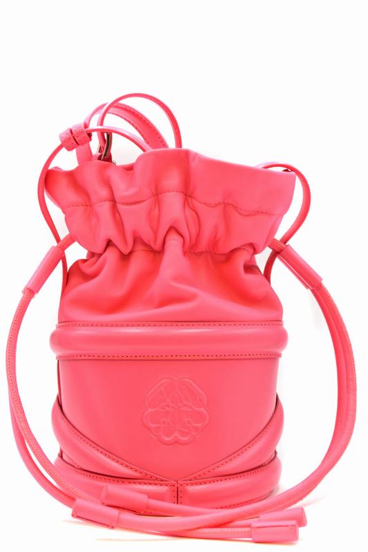 Alexander McQueen A tracolla Codice prodotto: 696811 1AXAC5907 Italy