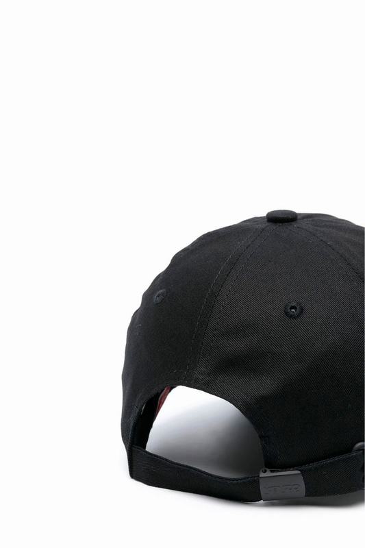 Kenzo Cappelli Codice prodotto: FD55AC711F3299J Sottocosto