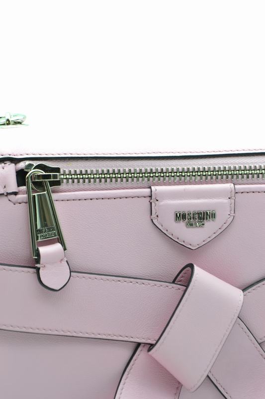 Moschino A mano Codice prodotto: 2 A 7520 8006 0221 Prezzo Ridotto