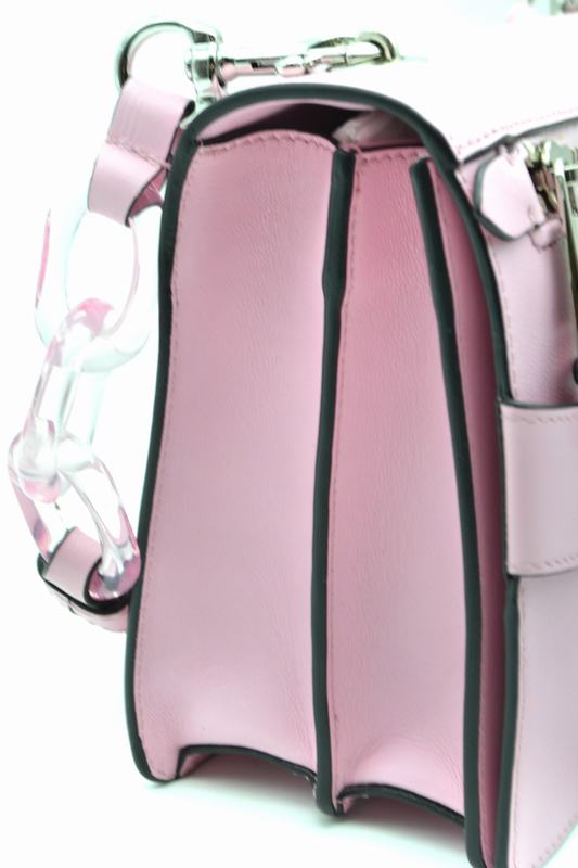 Moschino A mano Codice prodotto: 2 A 7520 8006 0221 Prezzo Ridotto