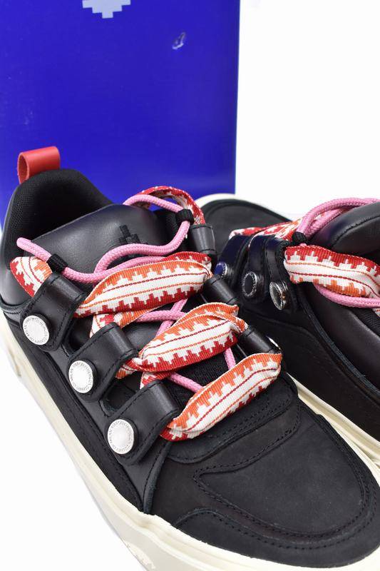 Marcelo Burlon Sneakers Codice prodotto: CMIA097F22LEA001 Economico