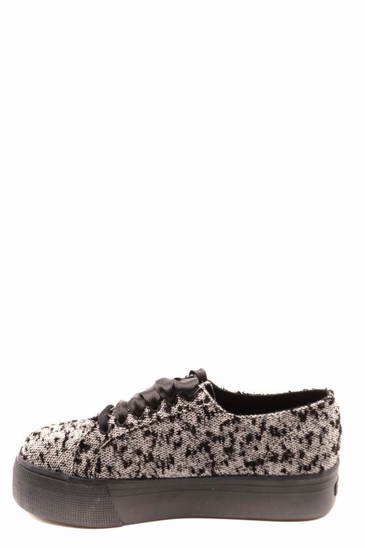 Superga Sneakers Codice prodotto: S00DFZ0 Moda