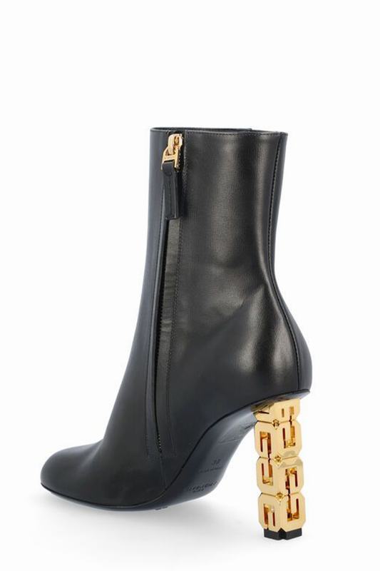 Givenchy Stivali Codice prodotto: BE6034E1GT-001 In Linea