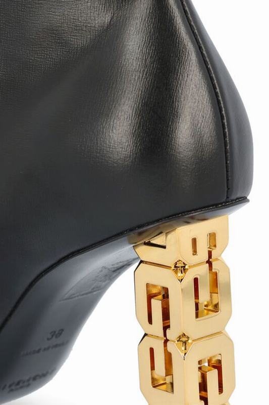 Givenchy Stivali Codice prodotto: BE6034E1GT-001 In Linea