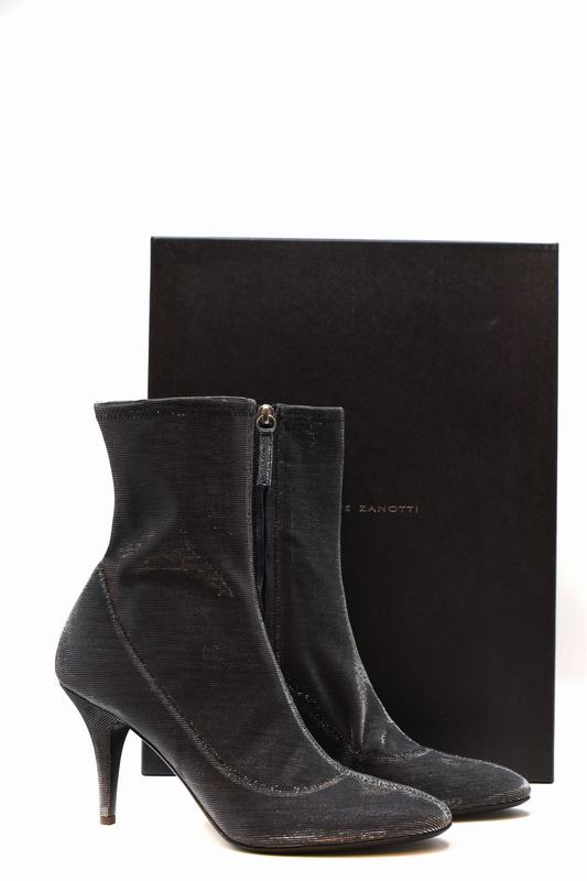 Giuseppe Zanotti Stivali Codice prodotto: I270007 Sconto