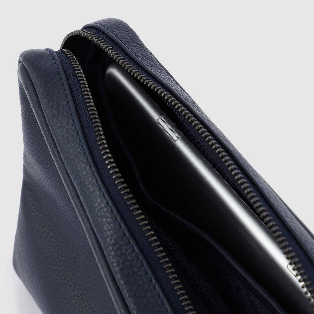 Piquadro iPad®mini clutch with removable wrist strap Moda