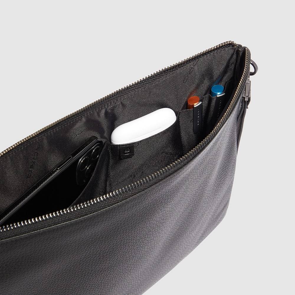 Piquadro Men’s clutch with iPad®Pro 12,9" compartment Promozione