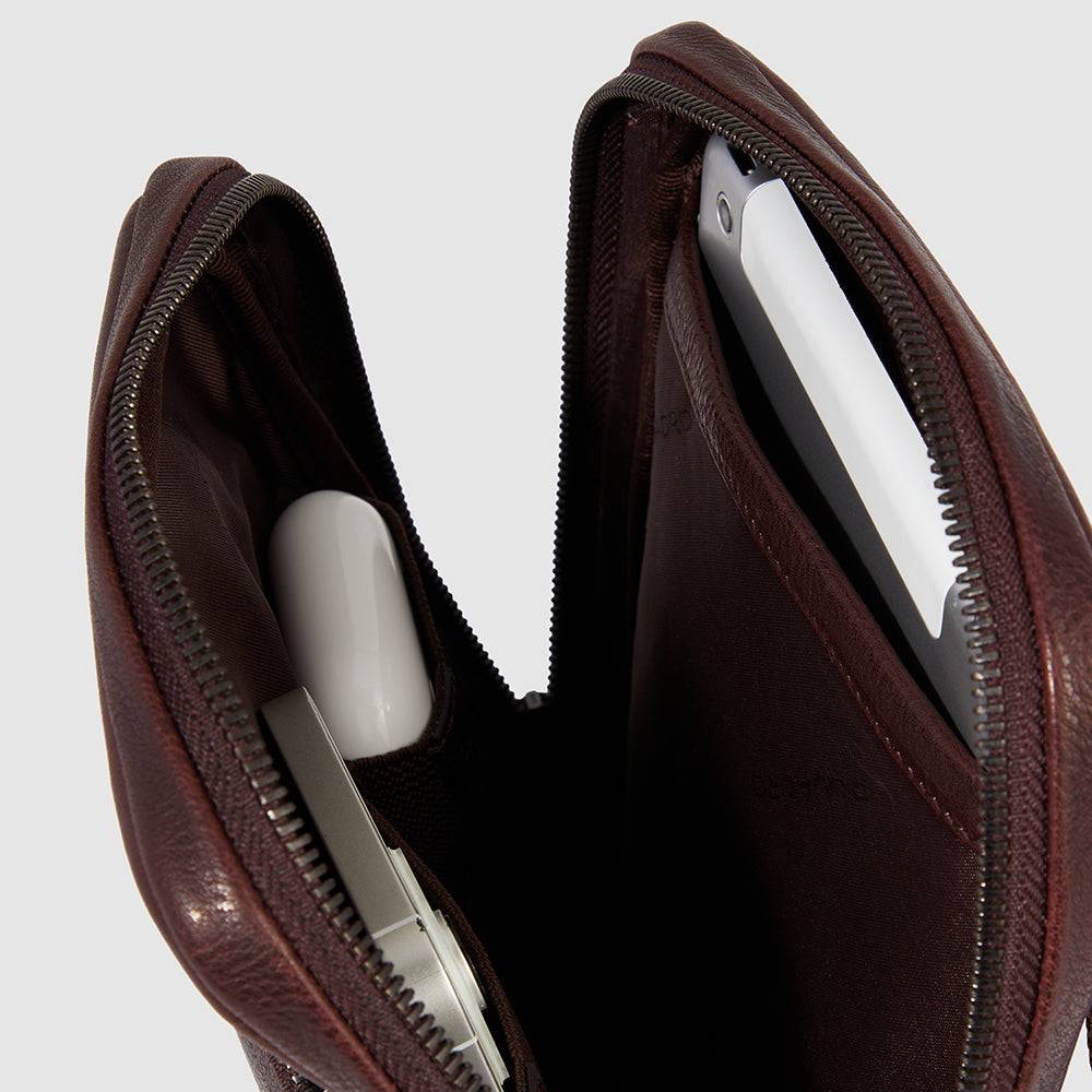 Piquadro Pocket crossbody bag with iPad®mini compartment Promozione Limitata