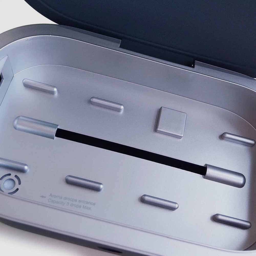 Piquadro UVC sterilizer with wireless charging Negozio