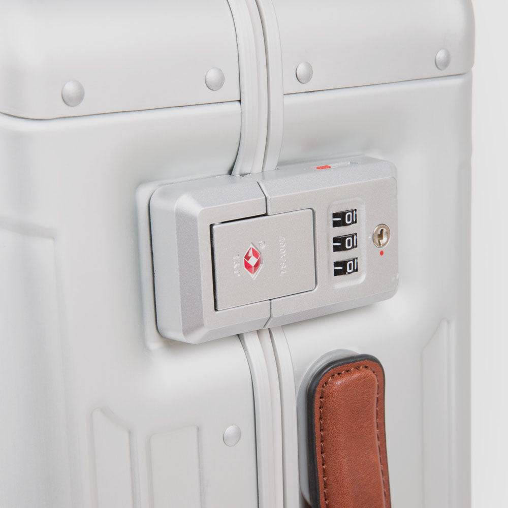 Piquadro Slim cabin size hardside spinner Saldi