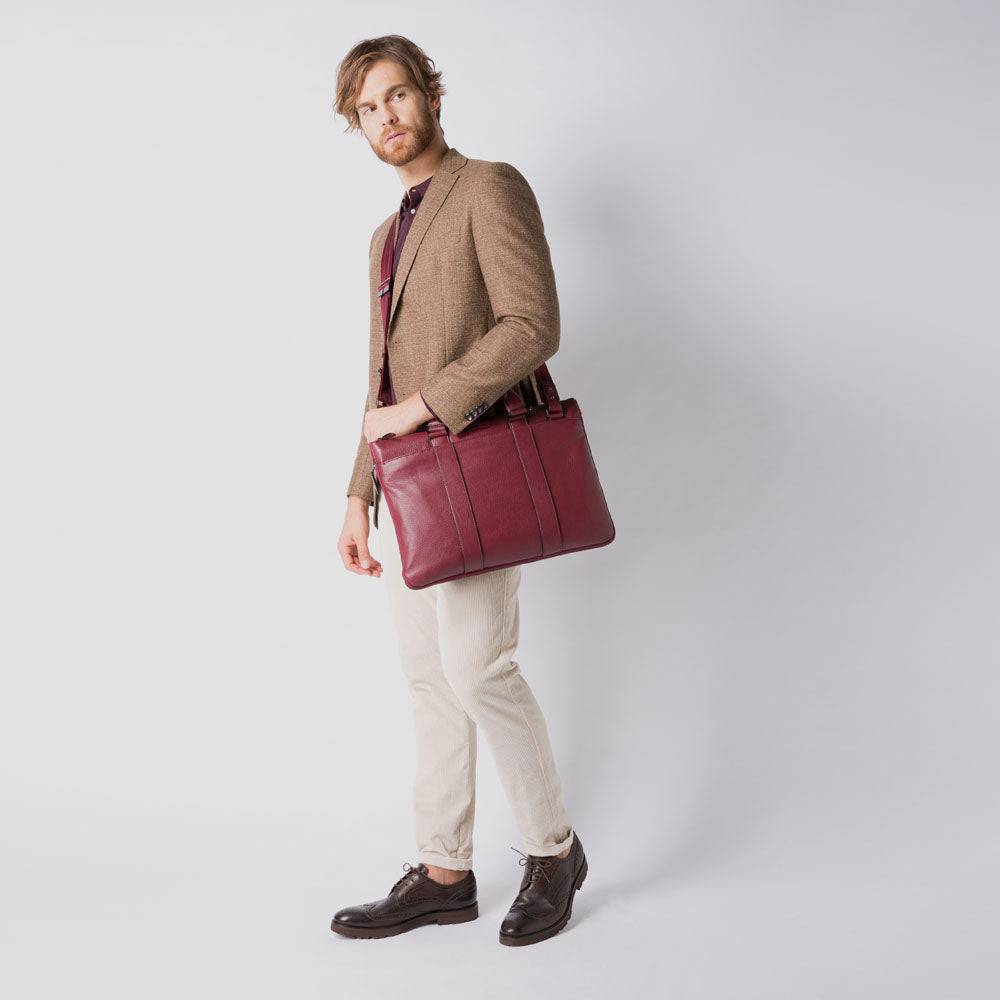Piquadro Expandable, slim computer bag 2025