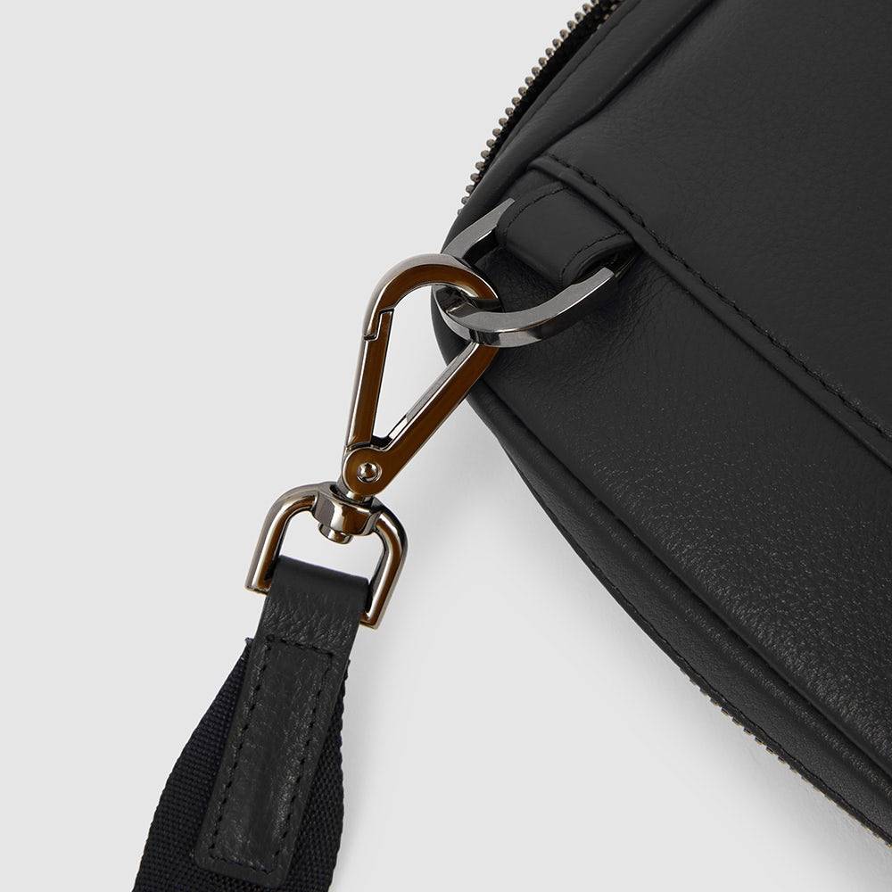 Piquadro Pocket crossbody bag with iPad®mini compartment Qualità Garantita