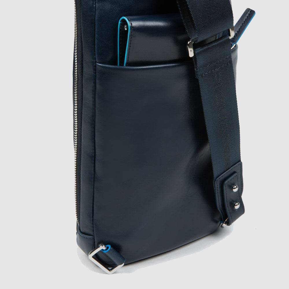 Piquadro Mono sling bag with iPad®mini compartment Fino Al -60%