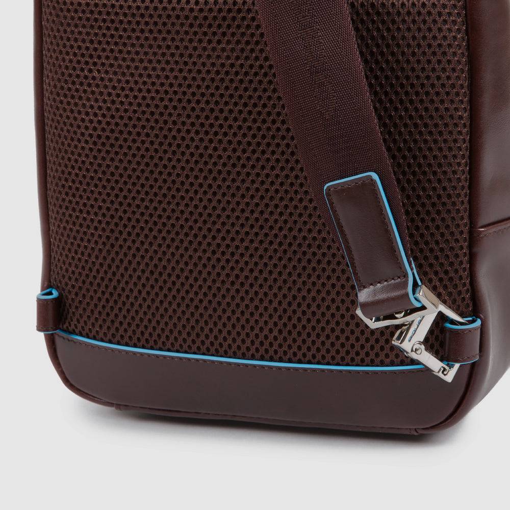 Piquadro Mono sling bag for iPad®mini Spedizione Gratuita