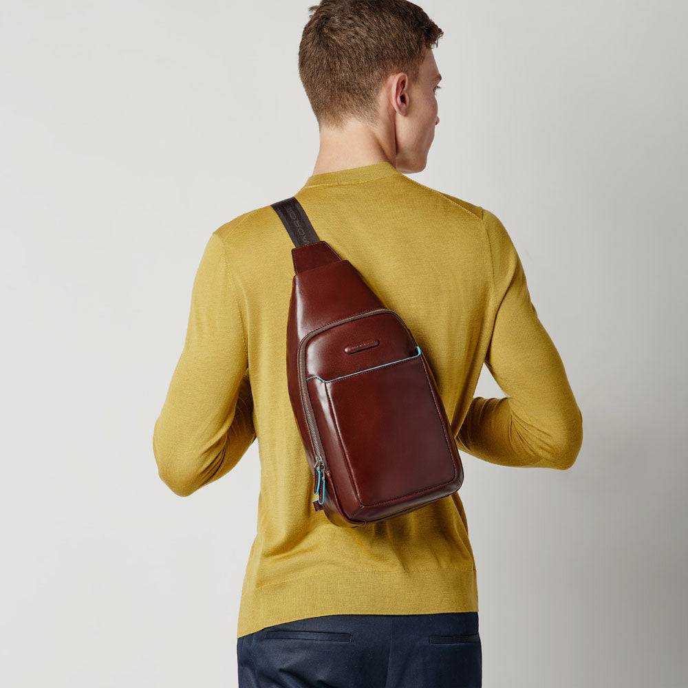 Piquadro Mono sling bag for iPad®mini Spedizione Gratuita