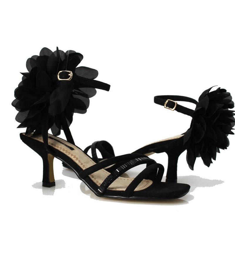 Pokemaoke Marylin Selene Nero Offerta