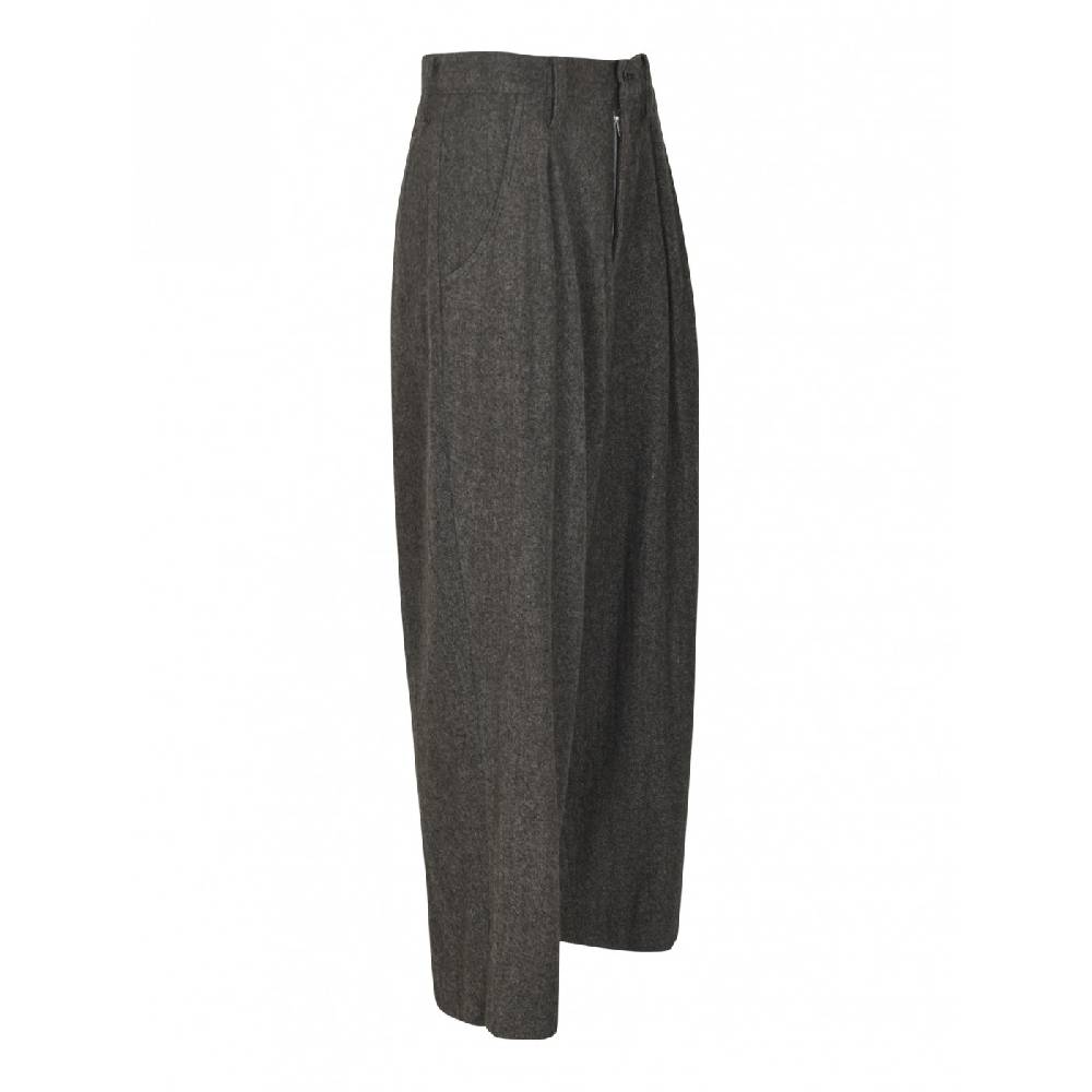 Y&#039;S YOHJI YAMAMOTO Pantaloni con pences In Linea