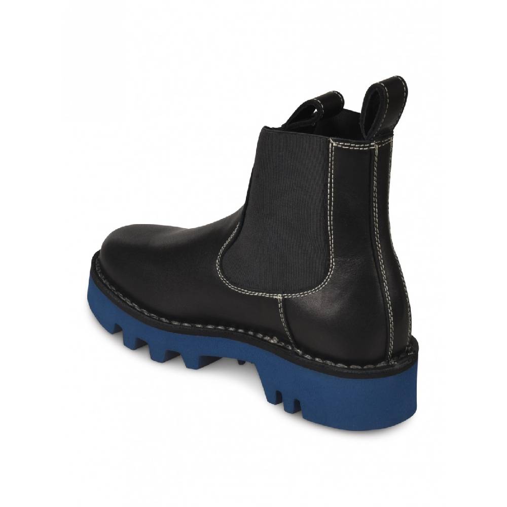 SOFIE D&#039;HOORE Product 2025