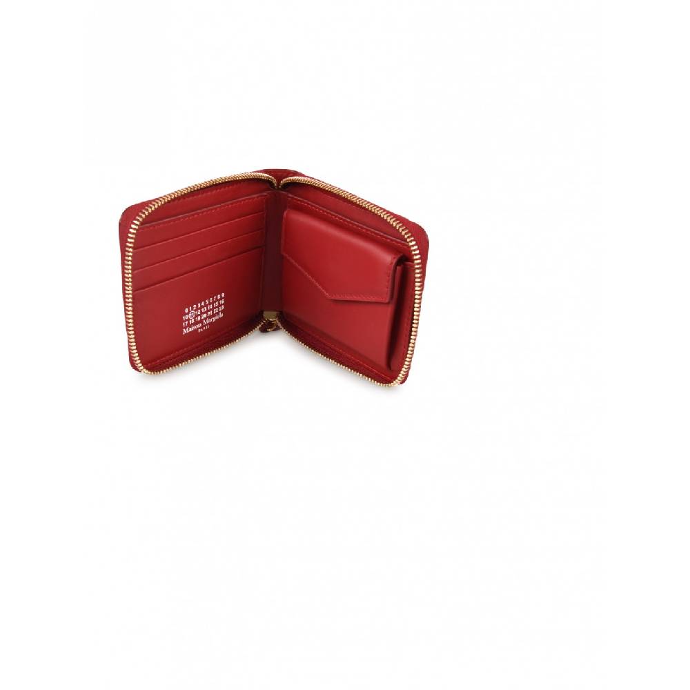 MAISON MARGIELA Product Outlet