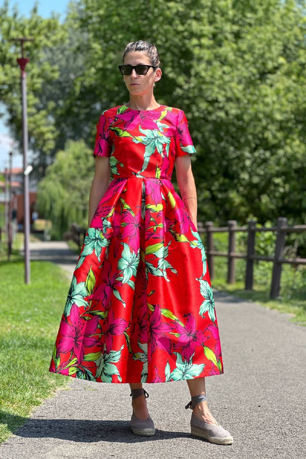 Lunatica Milano Abito Flower Red Sleeves Novità