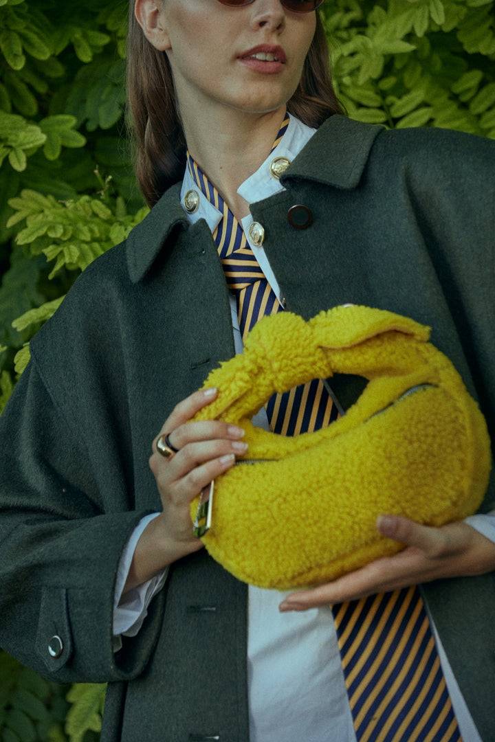 Roberta Gandolfi Bunny Teddy mini bag in shearling con tracolla in pelle staccabile Vendite Flash