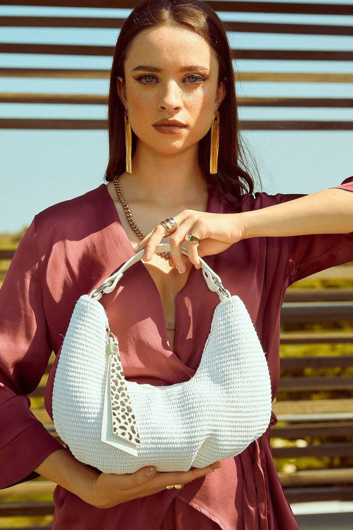 Roberta Gandolfi Beatrice Hobo small in raffia e finiture in pelle con dettaglio animalier e tracolla staccabile Economico