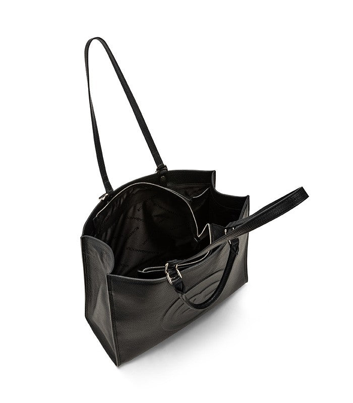 Roberta Gandolfi Roberta Pelle Large Borsa a mano in pelle con doppi spallacci per essere portata a spalla e tramezza Italy